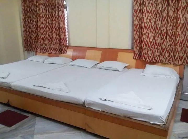10-15 Person Room